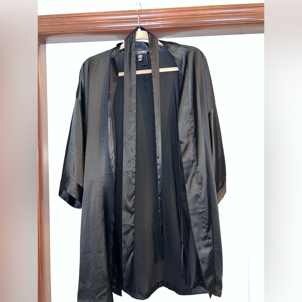 Victoria’s Secret sexy satin robe. Worn once, great condition.